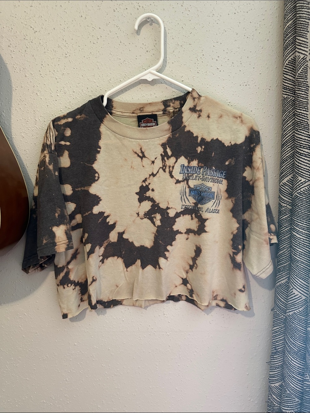 Harley-Davidson Black & Beige Tie-Dye Cropped Tee